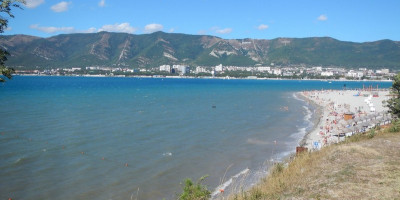 Пляж Сады морей в самом центре Геленджика, отзывы туристов, описание, фотографии, адрес, как пройти. Пляж Сады морей в самом центре Геленджика, отзывы туристов, описание, фотографии, адрес, как пройти.